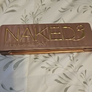 Naked 3 Pallette